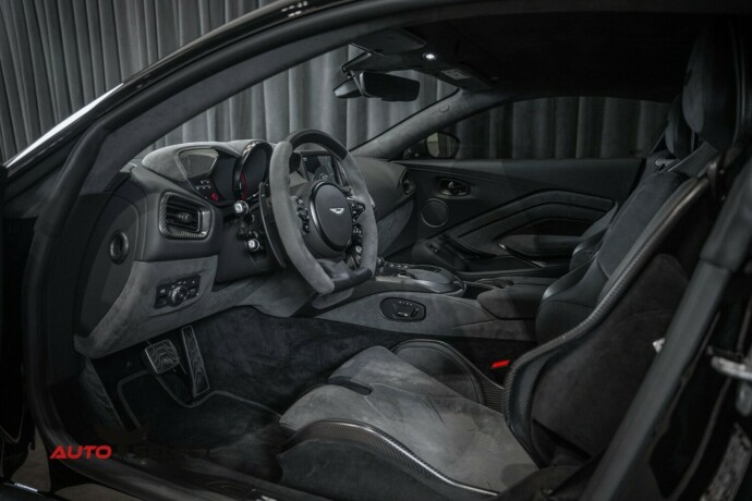 aston-martin-v8-vantage-bensin-2023-big-23