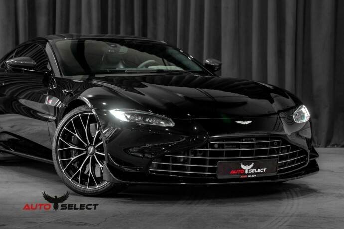 aston-martin-v8-vantage-bensin-2023-big-87