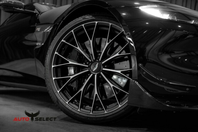 aston-martin-v8-vantage-bensin-2023-big-88