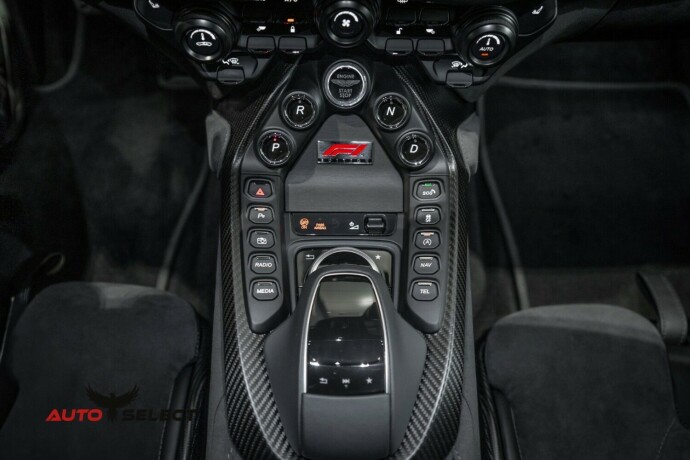 aston-martin-v8-vantage-bensin-2023-big-61