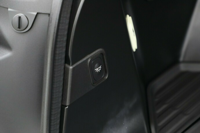 ford-f-150-elektrisitet-2023-big-47
