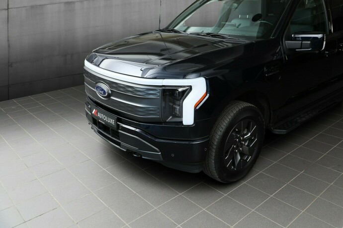 ford-f-150-elektrisitet-2023-big-33