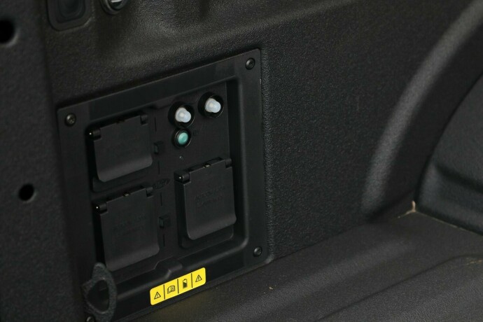 ford-f-150-elektrisitet-2023-big-43