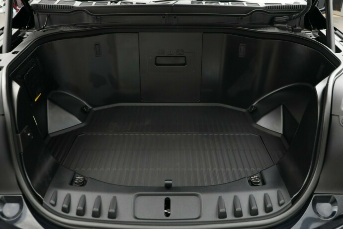 ford-f-150-elektrisitet-2023-big-46