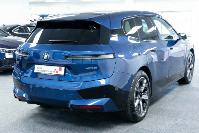 bmw-ix-elektrisitet-2022-big-2