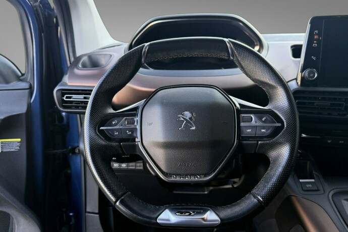 peugeot-e-rifter-elektrisitet-2023-big-10