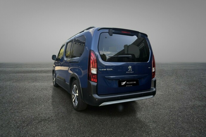 peugeot-e-rifter-elektrisitet-2023-big-6