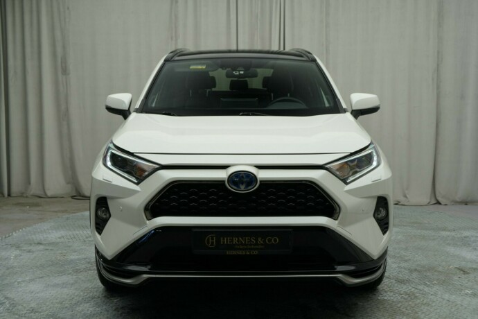 toyota-rav4-elektrisitetbensin-2022-big-2