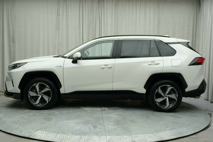 toyota-rav4-elektrisitetbensin-2022-big-5