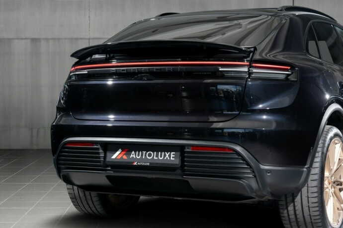 porsche-macan-4-elektrisitet-2024-big-7