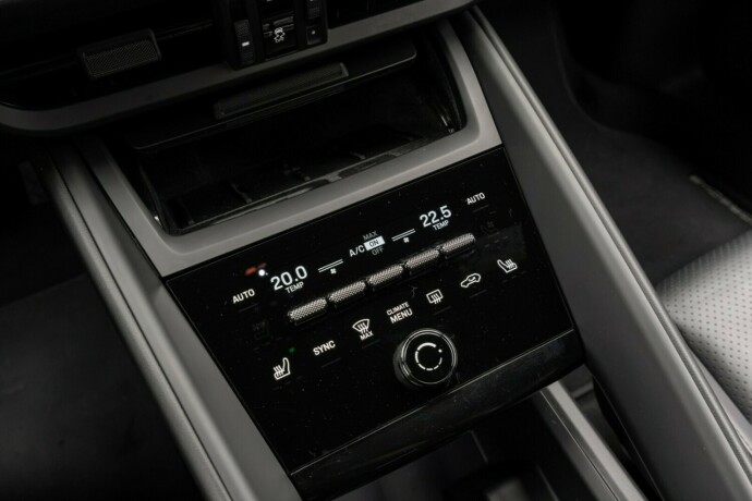 porsche-macan-4-elektrisitet-2024-big-29