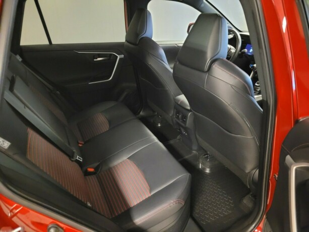 toyota-rav4-plug-in-petrol-2021-big-17