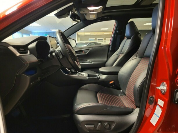 toyota-rav4-plug-in-petrol-2021-big-19