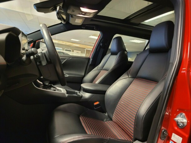 toyota-rav4-plug-in-petrol-2021-big-20