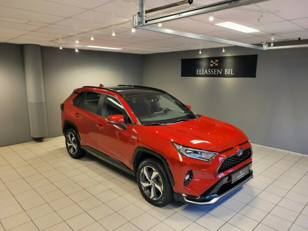 toyota-rav4-plug-in-petrol-2021-big-1