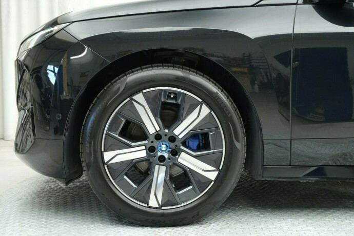 bmw-ix-elektrisitet-2022-big-3