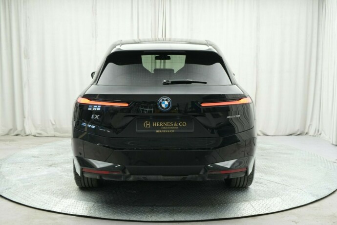 bmw-ix-elektrisitet-2022-big-7