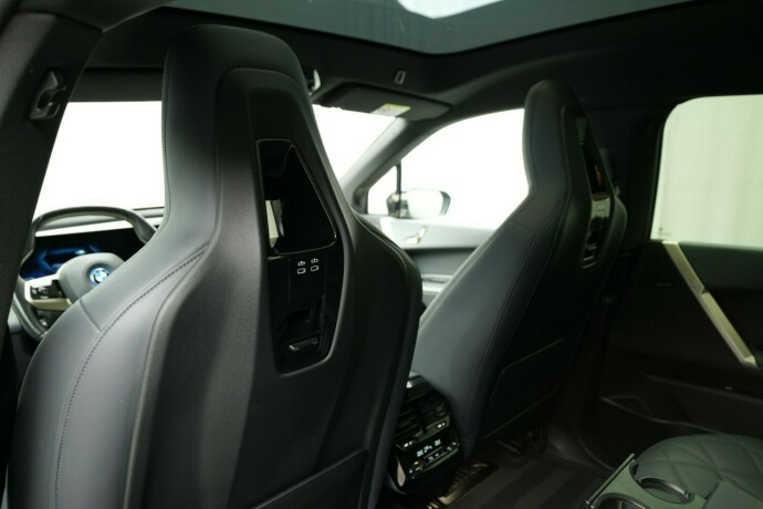 bmw-ix-elektrisitet-2022-big-53