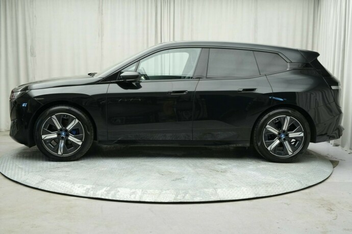 bmw-ix-elektrisitet-2022-big-2