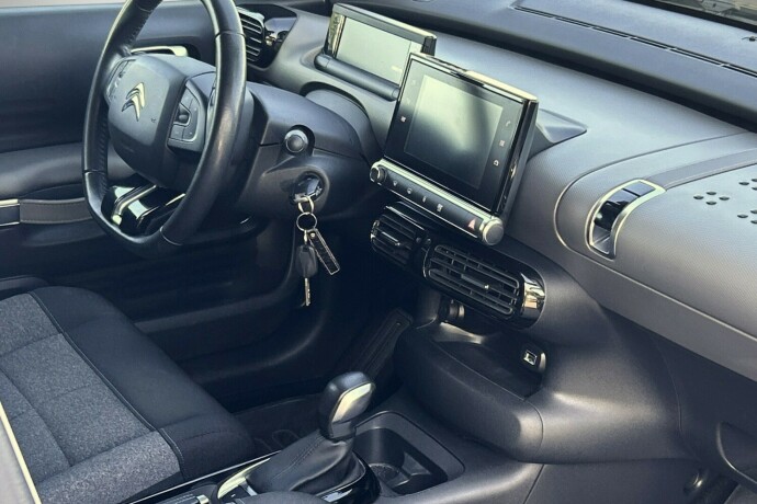 citroen-c4-cactus-bensin-2018-big-10