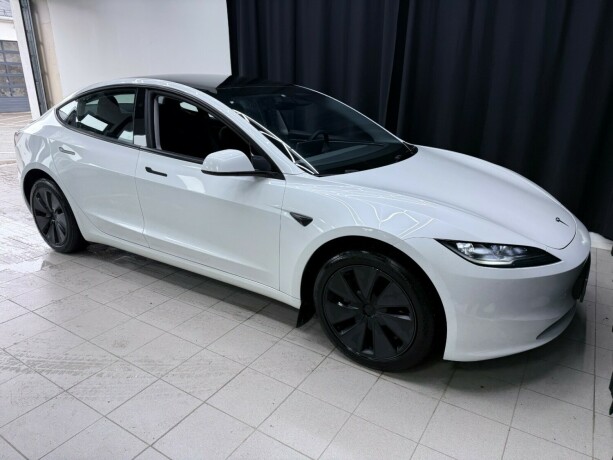tesla-model-3-elektrisitet-2025-big-9