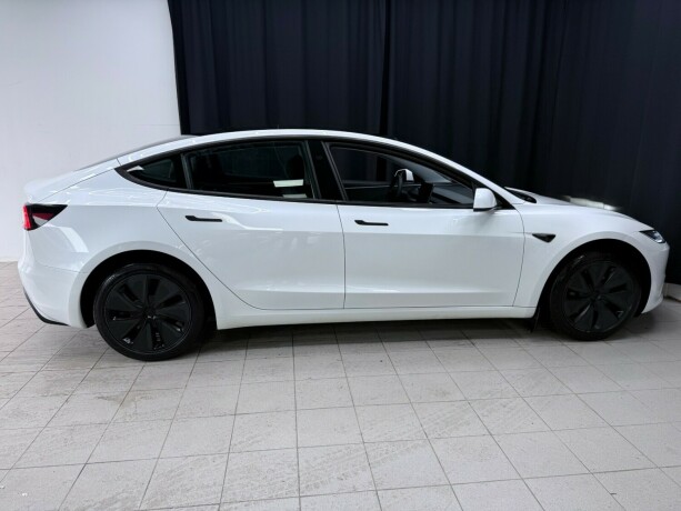 tesla-model-3-elektrisitet-2025-big-8