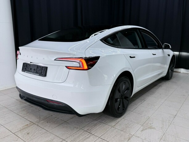 tesla-model-3-elektrisitet-2025-big-5