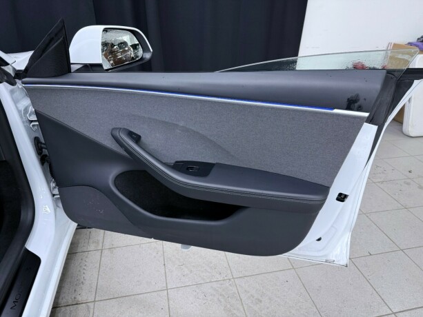 tesla-model-3-elektrisitet-2025-big-22