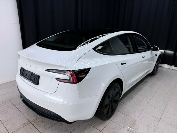 tesla-model-3-elektrisitet-2025-big-7