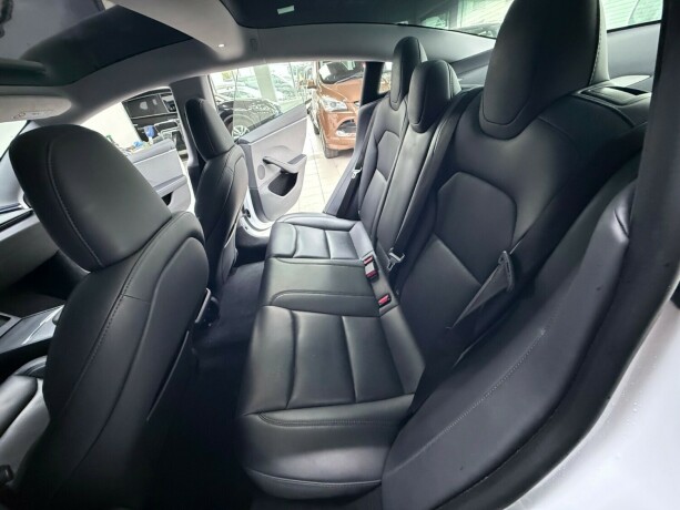 tesla-model-3-elektrisitet-2025-big-28