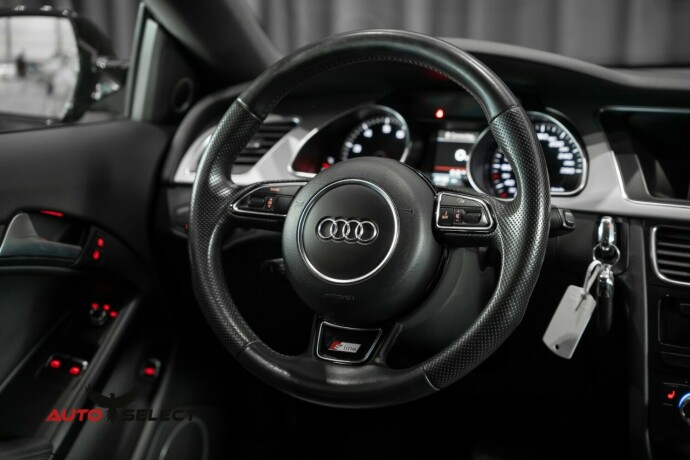 audi-a5-bensin-2011-big-21