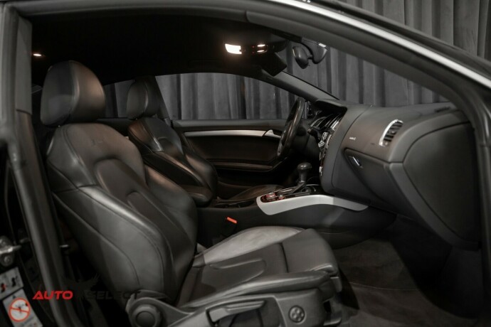 audi-a5-bensin-2011-big-13