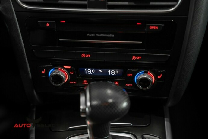 audi-a5-bensin-2011-big-28