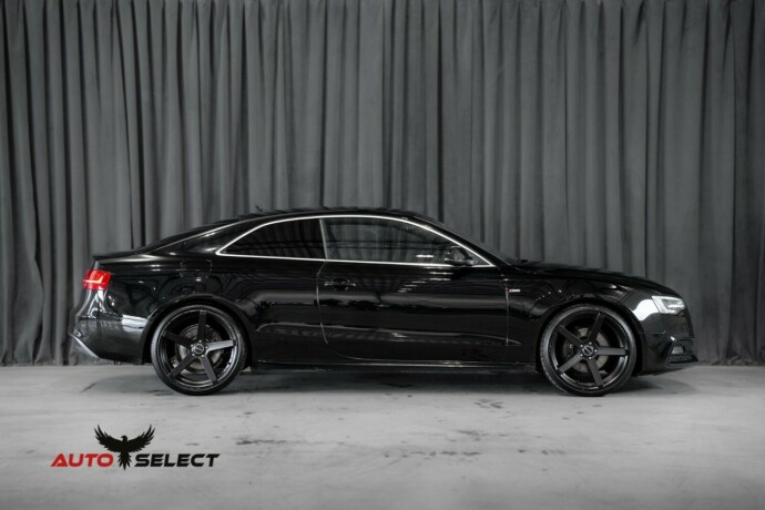 audi-a5-bensin-2011-big-11