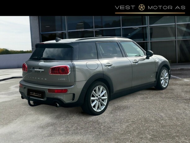 mini-clubman-cooper-s-bensin-2016-big-6