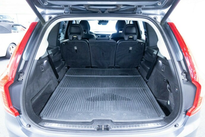 volvo-xc-90-diesel-2016-big-9