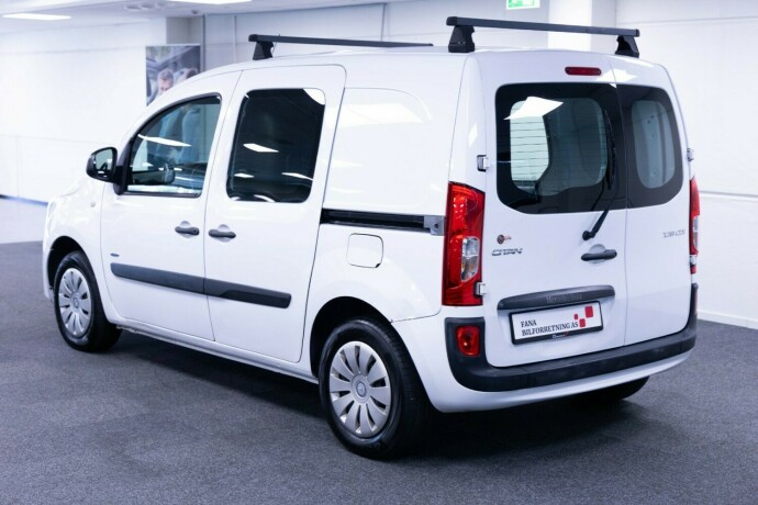 mercedes-benz-citan-diesel-2014-big-1