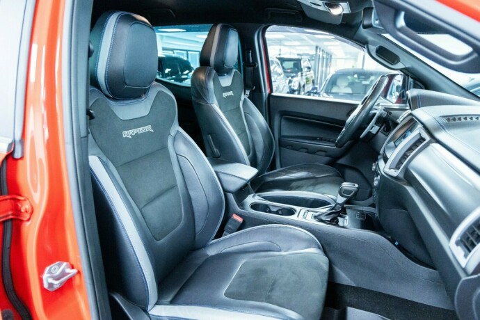 ford-ranger-raptor-diesel-2019-big-9