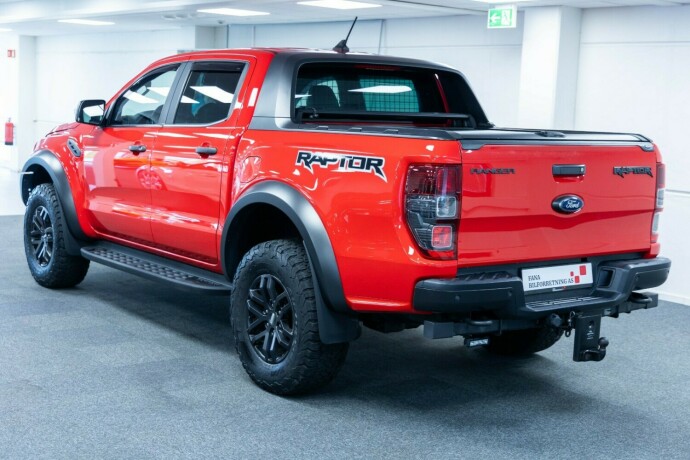ford-ranger-raptor-diesel-2019-big-1
