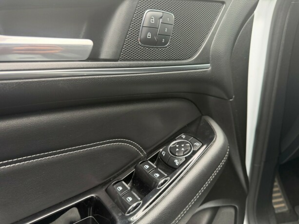 ford-s-max-diesel-2018-big-10