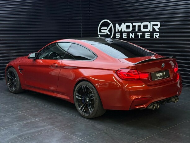 bmw-m4-bensin-2015-big-2