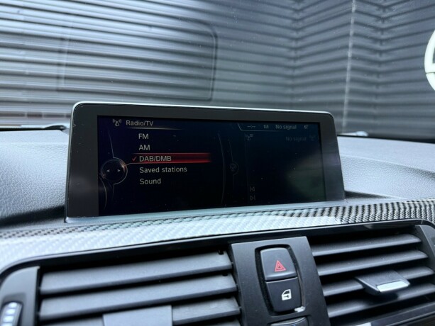 bmw-m4-bensin-2015-big-25