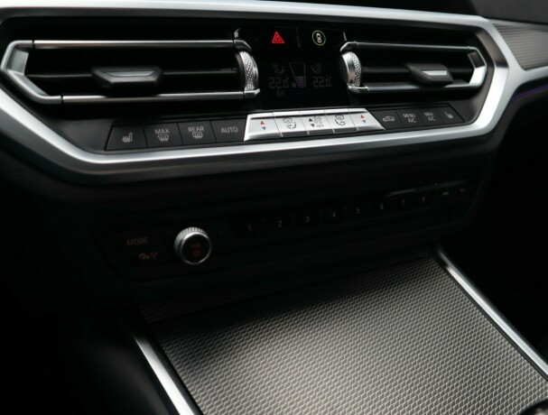 bmw-330e-plug-in-petrol-2019-big-21