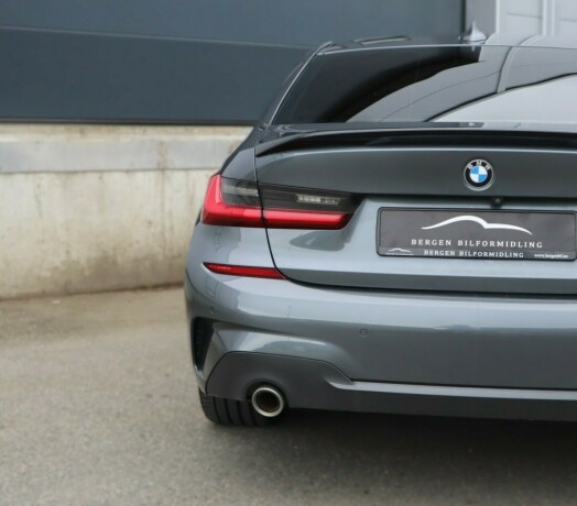 bmw-330e-plug-in-petrol-2019-big-7