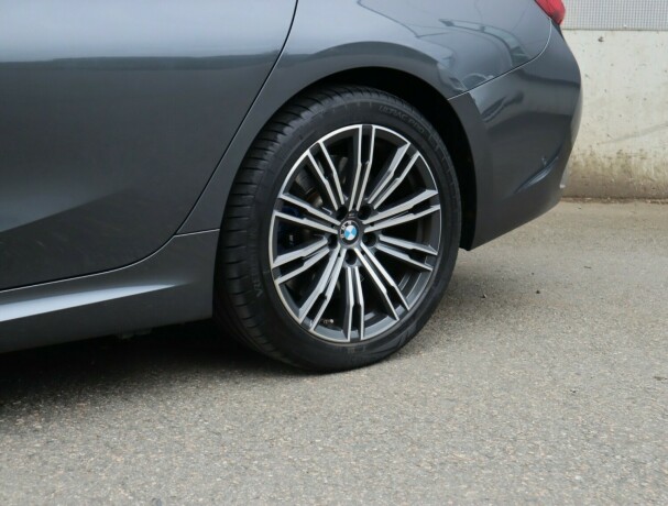 bmw-330e-plug-in-petrol-2019-big-24