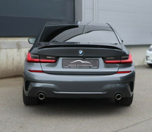 bmw-330e-plug-in-petrol-2019-big-5