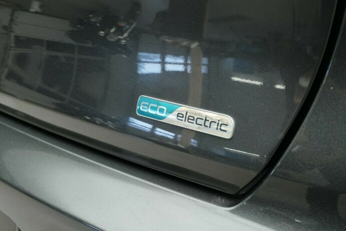 kia-e-niro-elektrisitet-2021-big-14