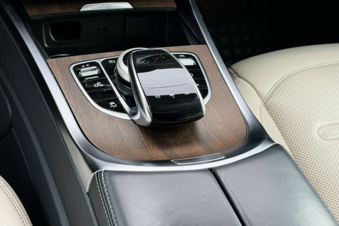 mercedes-benz-g350-d-diesel-2020-big-10