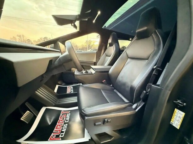 tesla-cybertruck-elektrisitet-2024-big-32