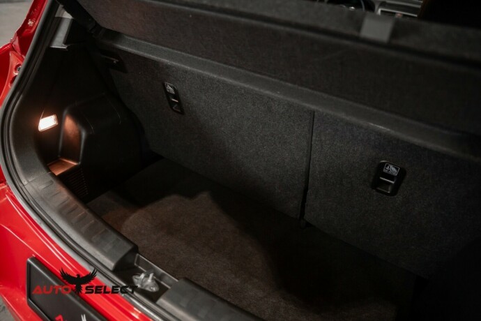 suzuki-swift-bensin-2015-big-9